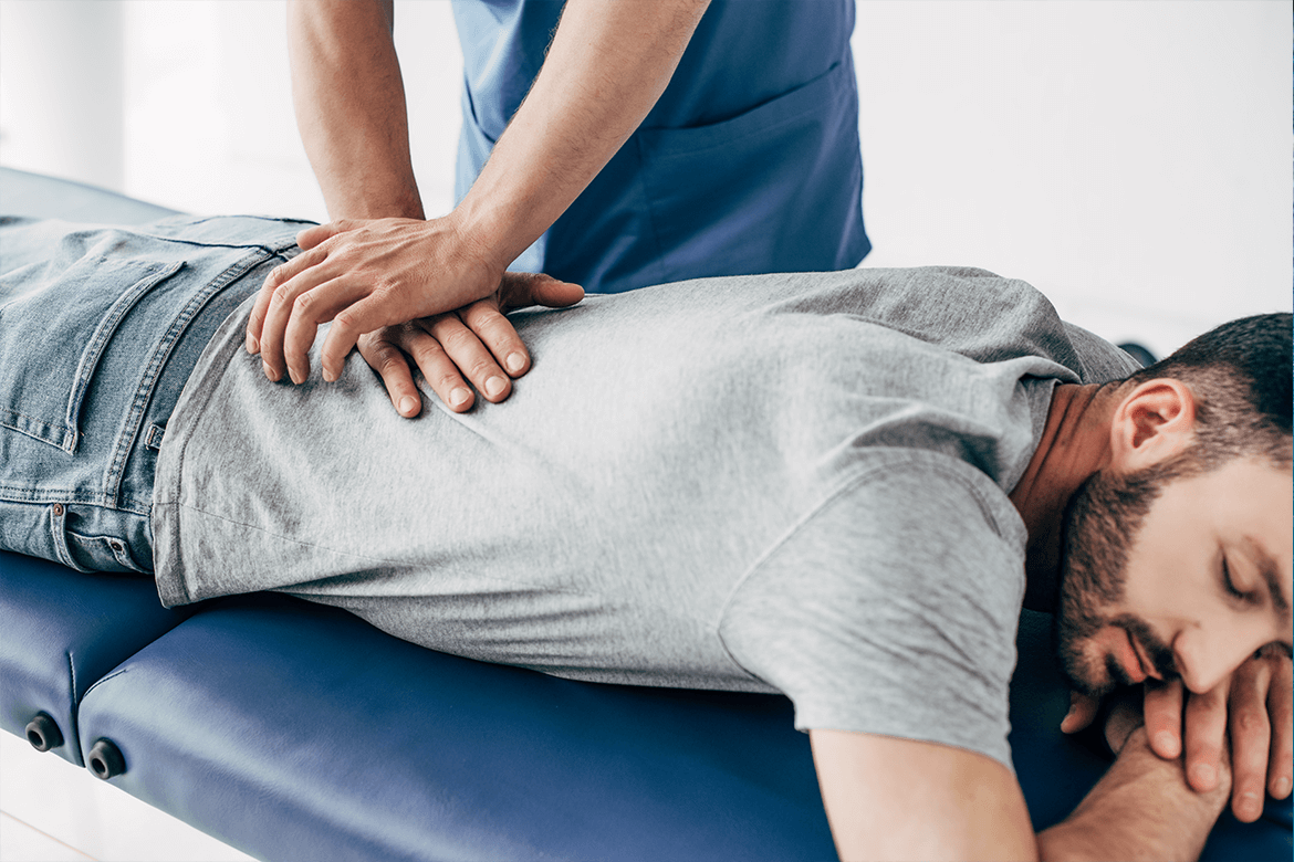 Chiropractor for Lower Back Pain Relief: How Kings Park Chiropractic and Dr. Brian Sin Can Help You Find Relief